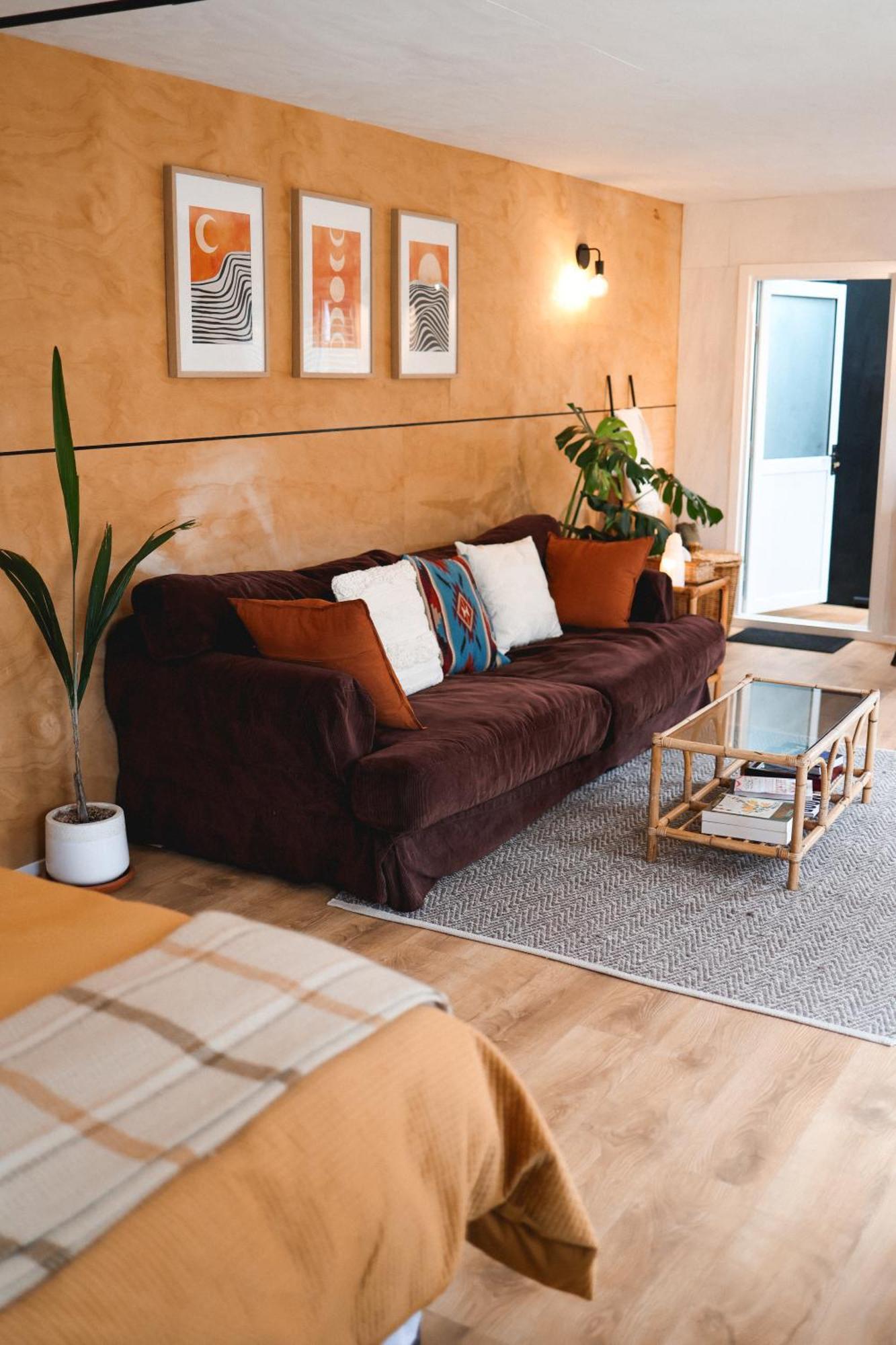Kaitake Kabana - Unique, Off-Grid, Studio Retreat Oakura Kültér fotó